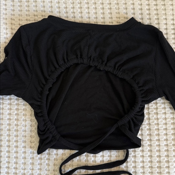ALO YOGA black ribbed wrap it up long sleeve - Picture 5 of 6